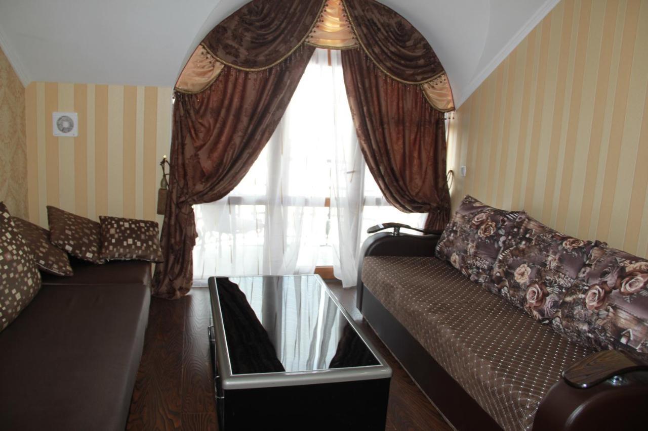Kristall Hotel Bosteri Ngoại thất bức ảnh