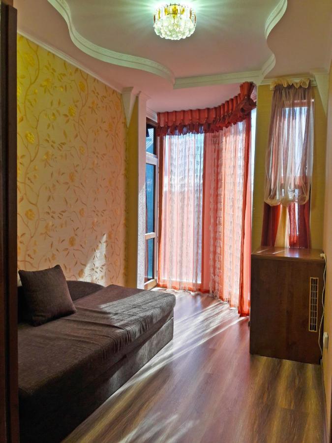 Kristall Hotel Bosteri Ngoại thất bức ảnh