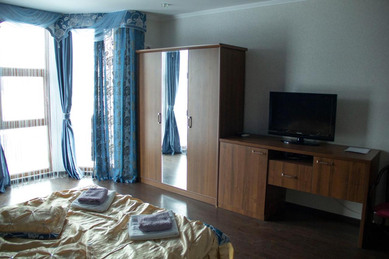 Kristall Hotel Bosteri Ngoại thất bức ảnh