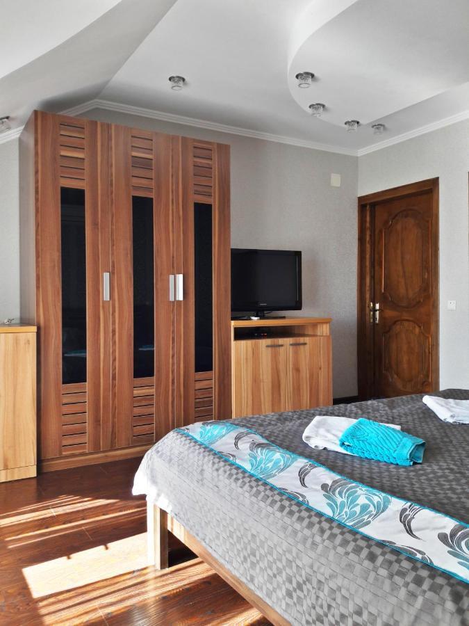 Kristall Hotel Bosteri Ngoại thất bức ảnh